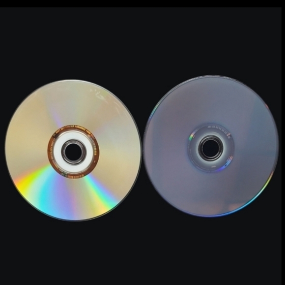 BLU-RAY+DVD "PENGUINS OF MADAGASCAR             2 DISC SET - Picture 2 of 3